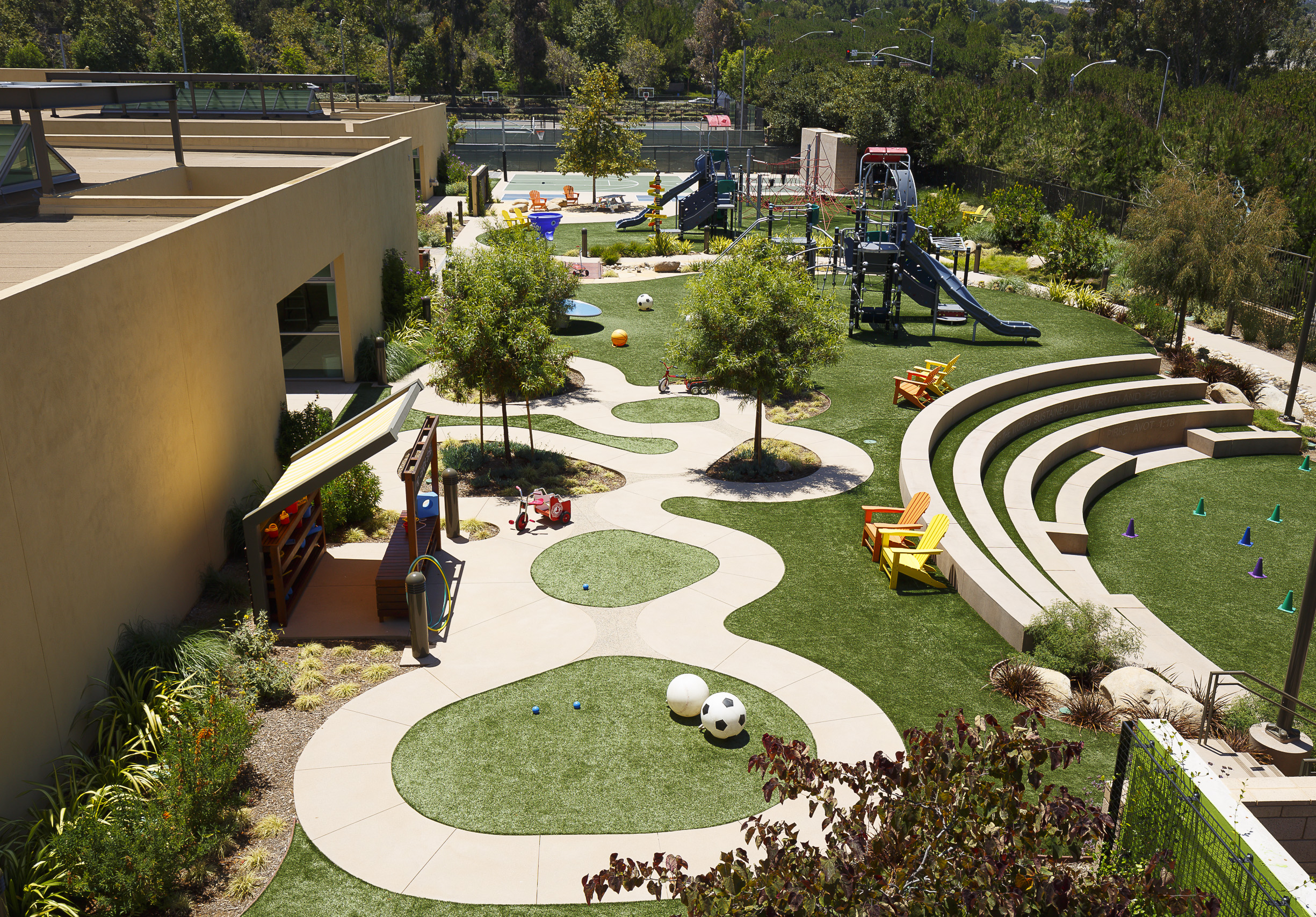 TARBUT V TORAH PLAYGROUND